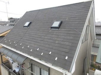 所沢市和ケ原 屋根カバー、天窓撤去、外壁塗装工事 現地調査 屋根の様子