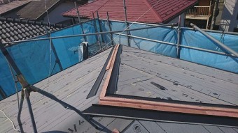 棟板金取り外し