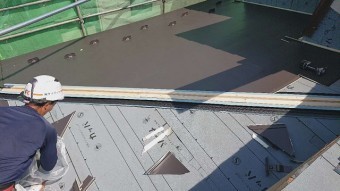 所沢市若狭 屋根葺き替え工事 スーパーガルベスト施工1