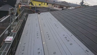 狭山市広瀬 屋根カバー工事 外壁塗装 防水ルーフィングシート施工