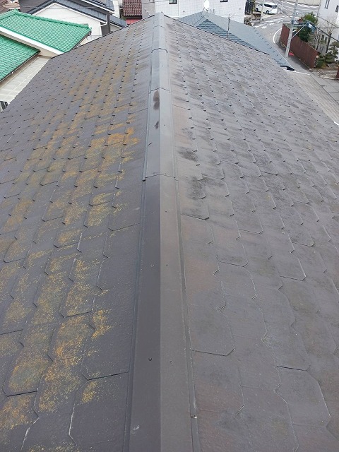 棟板金と屋根の状態