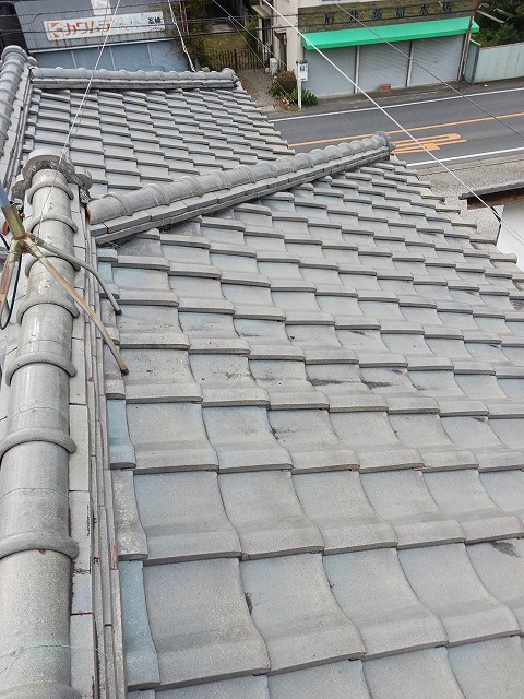 平板瓦のズレ状況