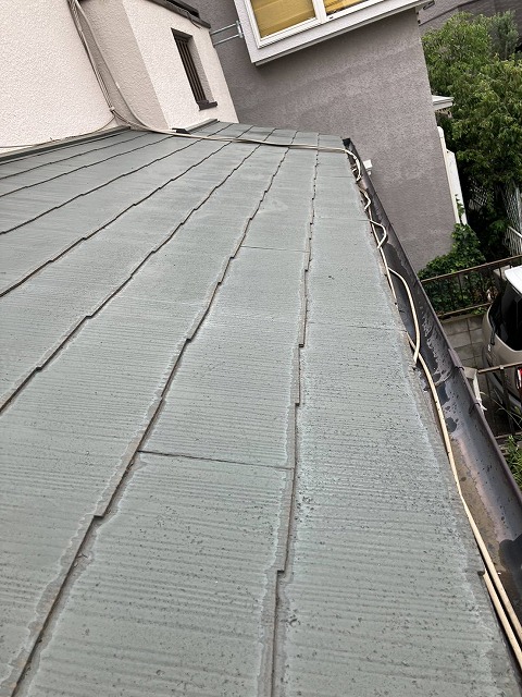 色あせた屋根材全体