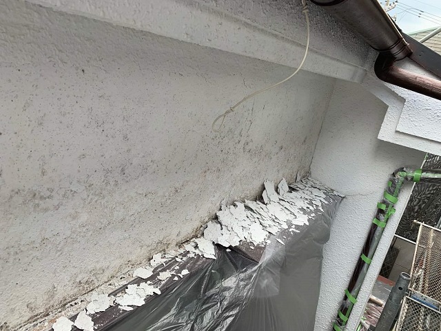 東京都　武蔵村山市　外壁塗装　経年劣化による塗膜剥離