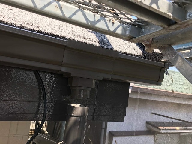 所沢市和ケ原　屋根カバー、天窓撤去、外壁塗装工事　雨樋交換５