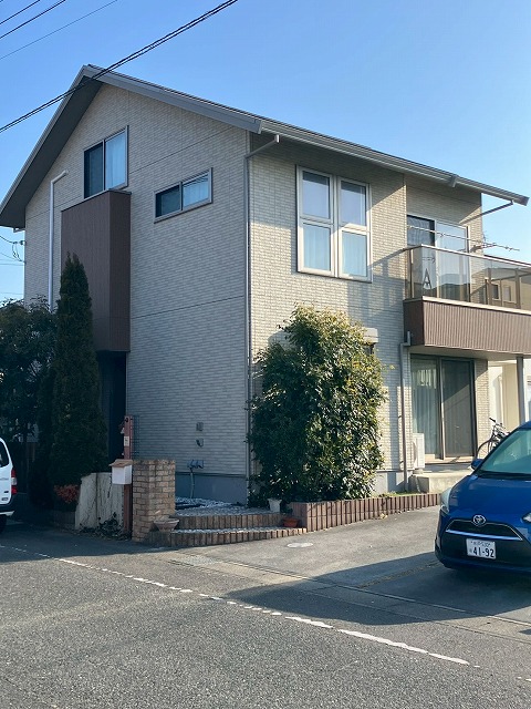 所沢市で外壁塗装を施工後の5年間無料点検の実施、大きな異常は見当たりませんでした