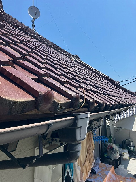 軒先瓦のズレ状況