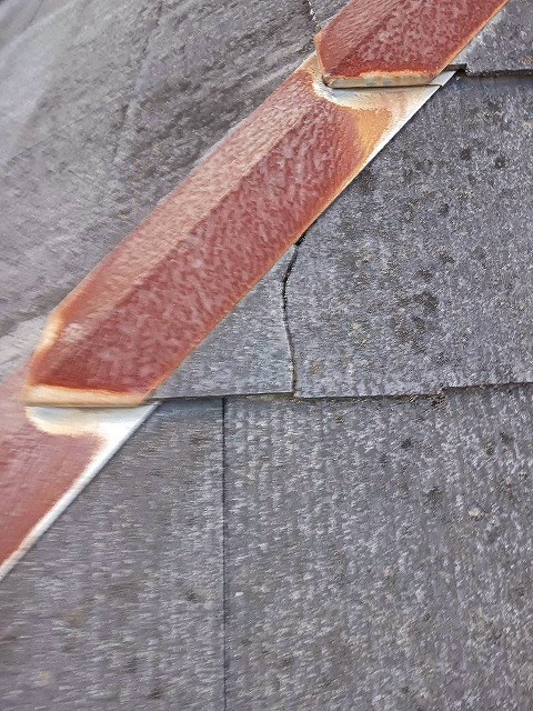 葺き替えかカバー工事が推奨される