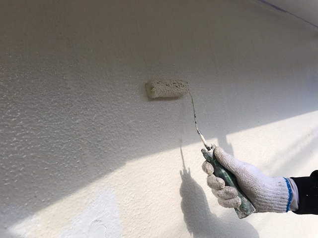 所沢市北中　屋根葺き替え、外壁塗装工事　外壁上塗り
