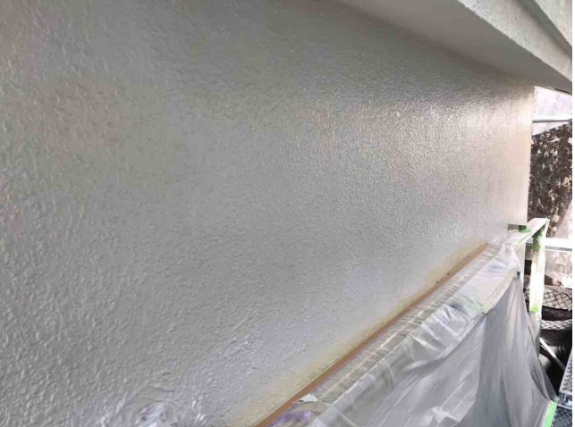 変換 ～ 飯能市　屋根カバー　外壁塗装　下塗り2