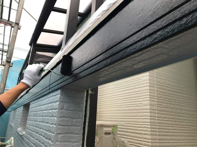 所沢市東所沢　屋根カバー、外壁塗装工事　無機系塗料　中塗り、上塗り作業 (14)