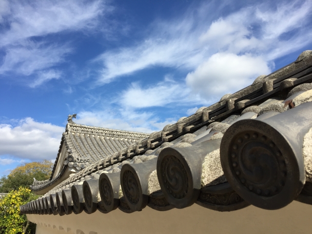 屋根材の種類で見る歴史的建造物 姫路城編 | 所沢、入間、狭山市で屋根 