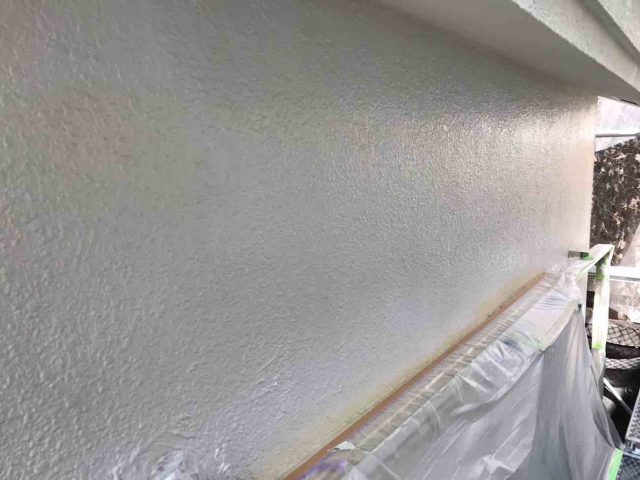 所沢市　小手指元町　屋根カバー　外壁塗装　下塗り 、養生作業 (14)